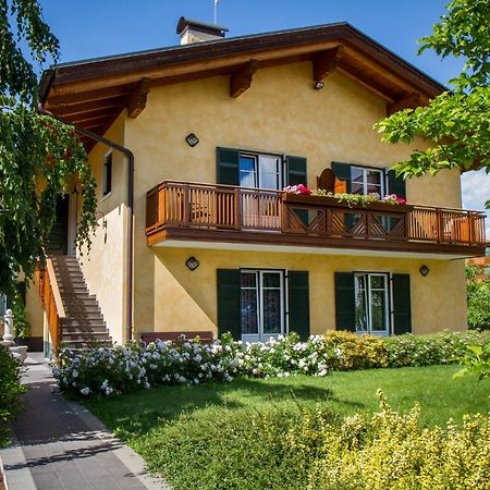 Agritur Val D'Adige Bed & Breakfast Тренто Екстериор снимка